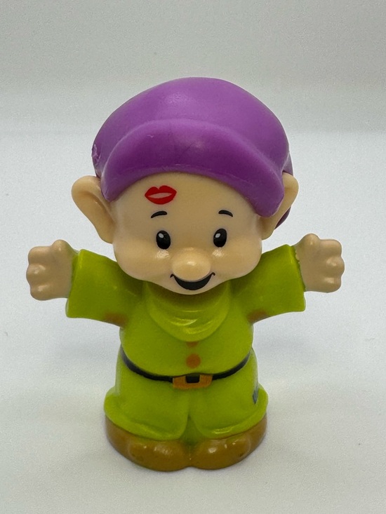 Fisher-Price Other - Fisher-Price Little People Disney Snow White Dopey Figure with Kiss Mark